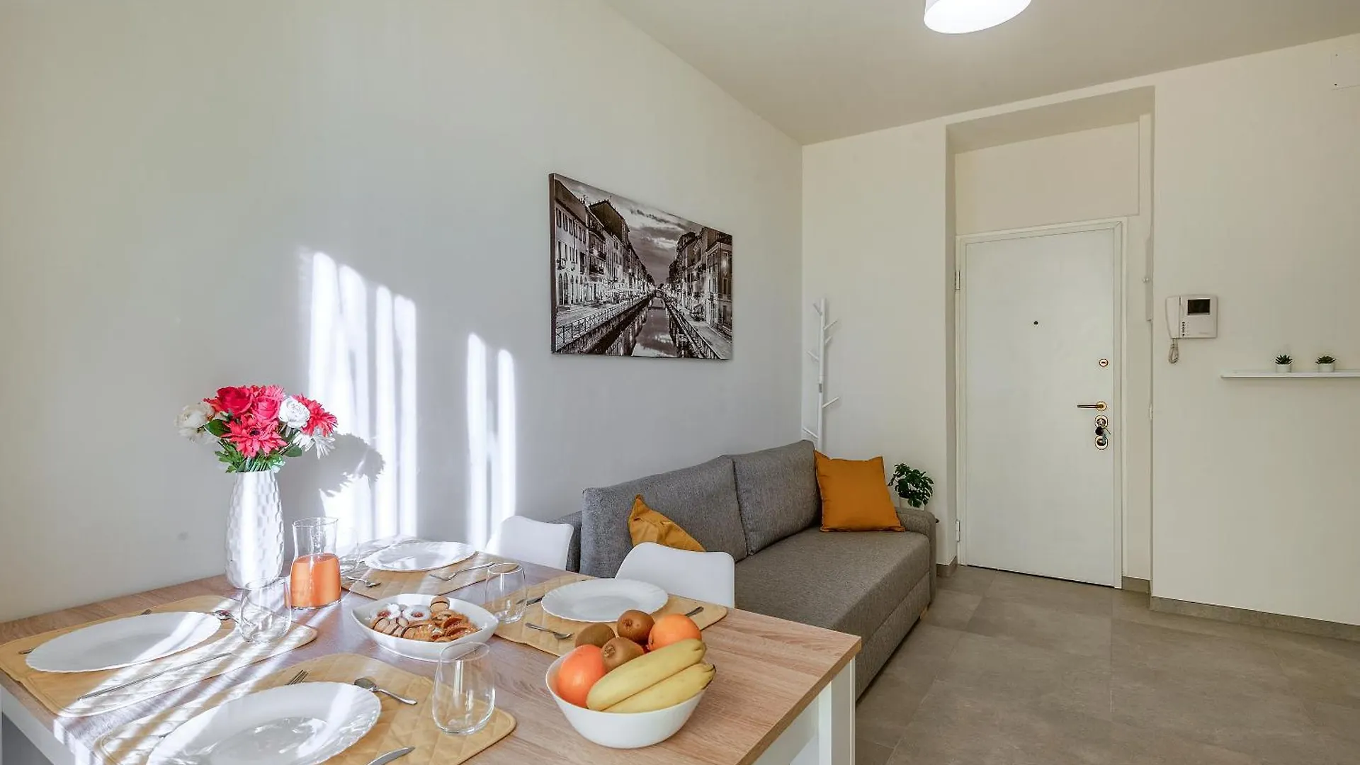 Maloja, 10 - Casa Maloja - Ampio Appartamento Милан